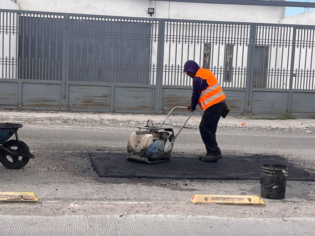 SIGUE MUNICIPIO ATENDIENDO REPORTES DE BACHEO